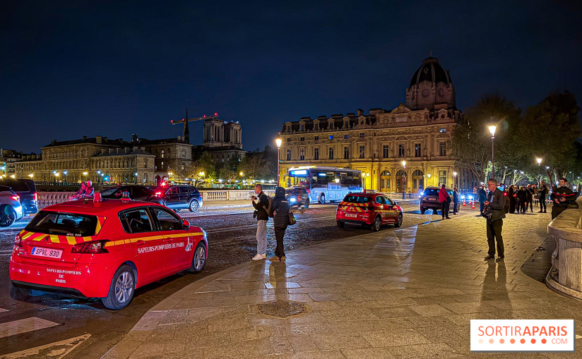 Simulation géante des pompiers de Paris sur les quais parisiens