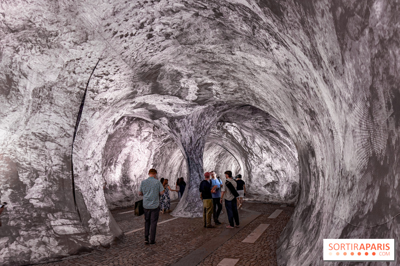 La Caverne du Pont Neuf : le montage de l’installation géante de JR démarre à Paris