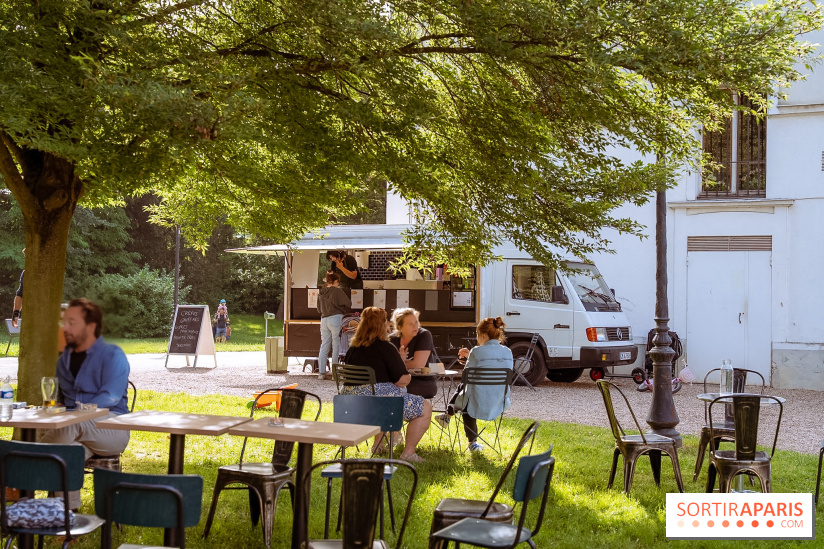 Guinguette du dispensaire et Foodtruck des Écuries au parc du Dispensaire de Sartrouville dans les Yvelines - photos