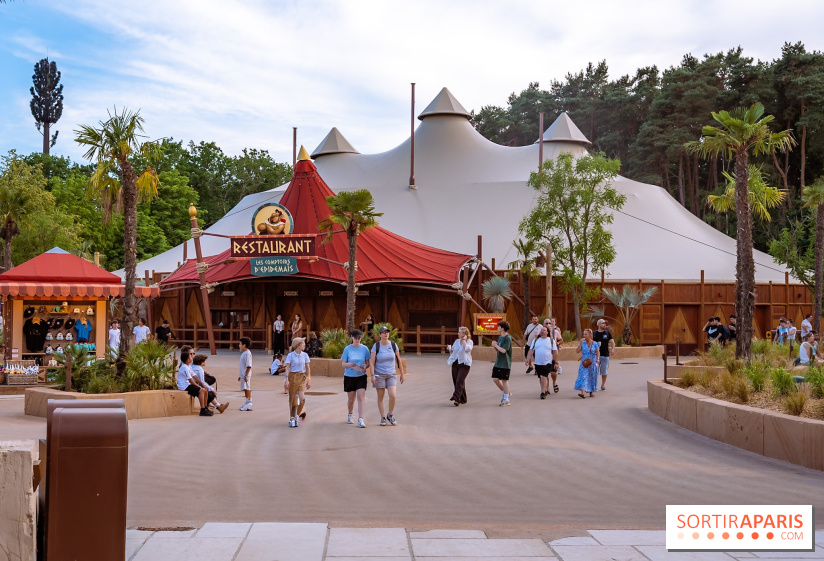 Parc Astérix : spectacle de drones, jets d'eau et feux d'artifice et nouveautés 2026, les photos - restaurant épi de maïs