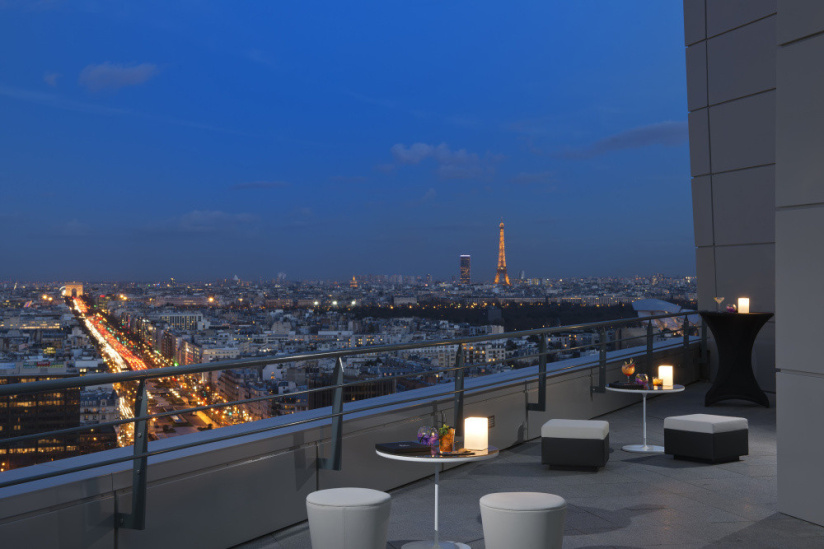 Skyline Bar & Lounge