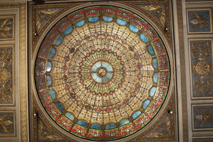 Sauvez les verrières de l'église Saint-Philippe-du-Roule !