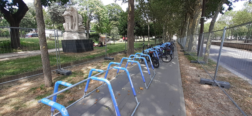 Jo de Tokyo : venez à la Fan Zone en vélo, il sera garé gratuitement et même réparé !