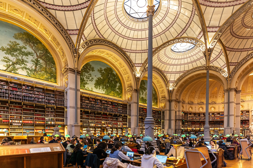 Le saviez-vous ? Les formes de la salle Labrouste, la bibliothèque de l'INHA, est inspirée de robes
