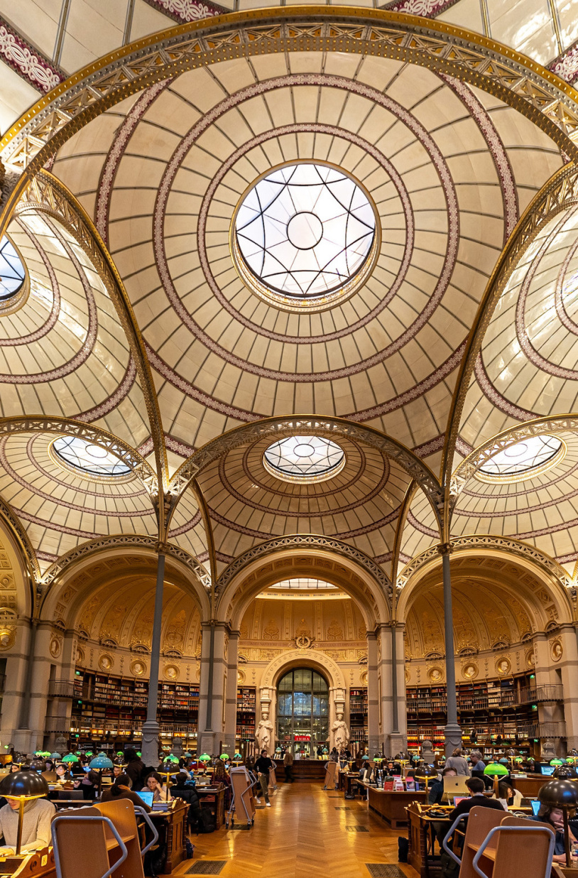 Le saviez-vous ? Les formes de la salle Labrouste, la bibliothèque de l'INHA, est inspirée de robes