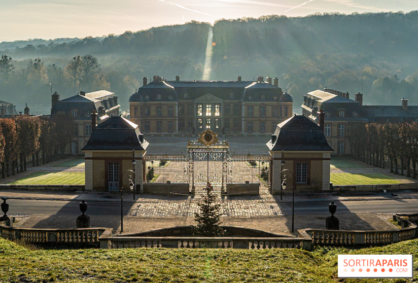 Noël au Château de Dampierre en Yvelines : Lumières, spectacles immersif et balades au programme