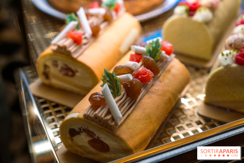 La Bûche de Noël croissant insolite du Bacha Coffee