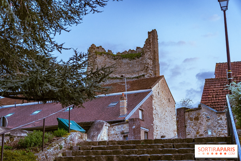 Le donjon de Maurepas dans les Yvelines