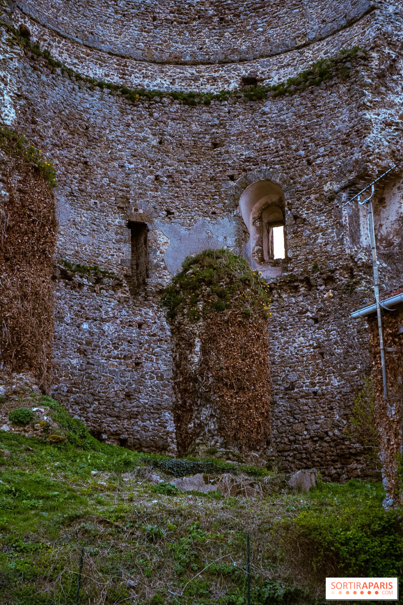 Le donjon de Maurepas dans les Yvelines