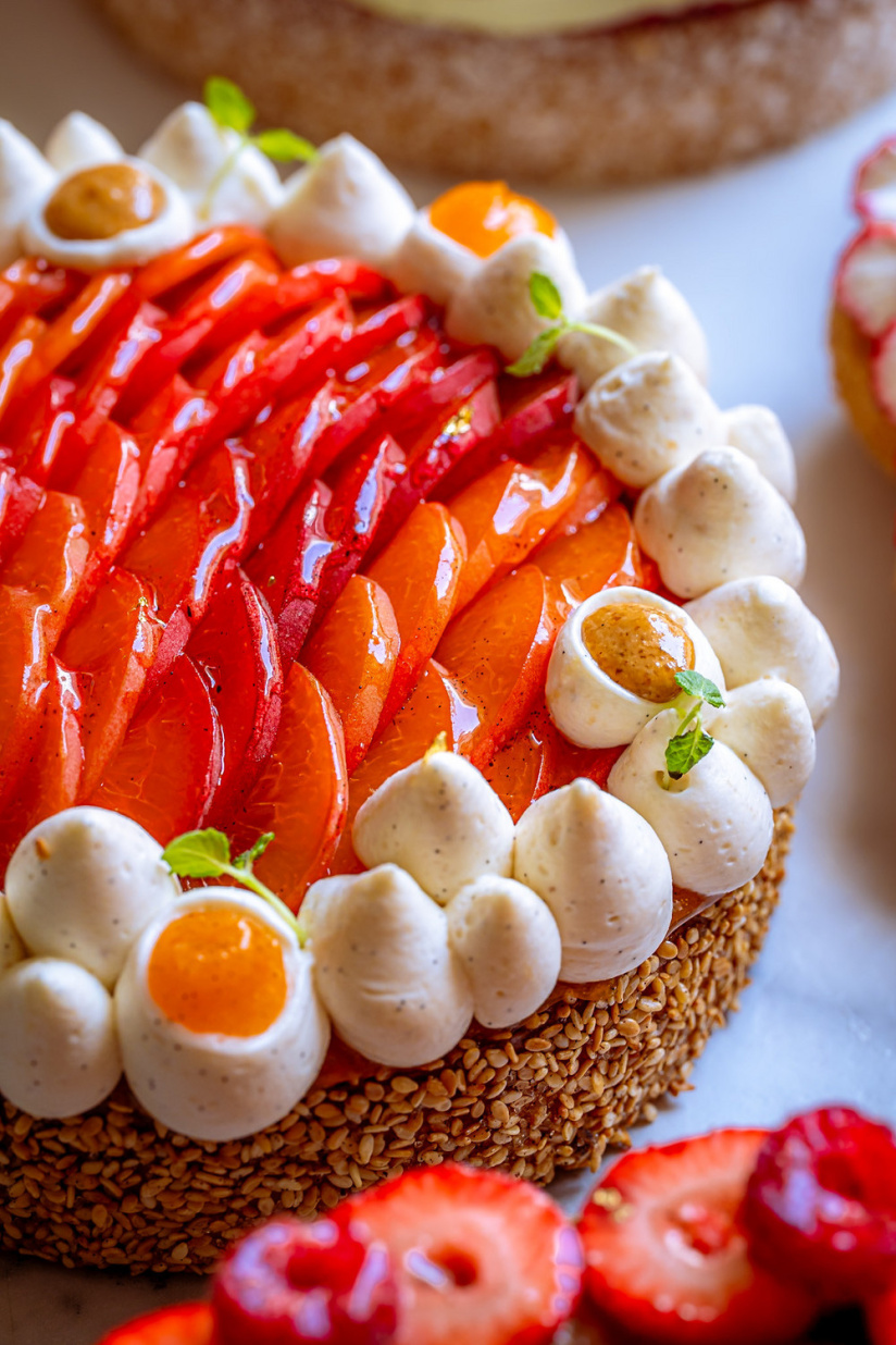 Les nouvelles pâtisseries estivales de Nour Kandler, de La Garenne-Colombes à Paris et ses ateliers - abricot tahini
