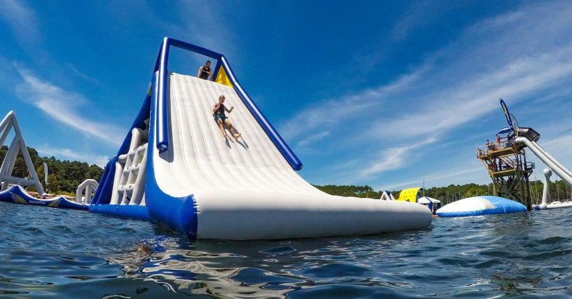 Aqua Slide Park, le parc aquatique gonflable dans l'Oise à Longueil Sainte Marie