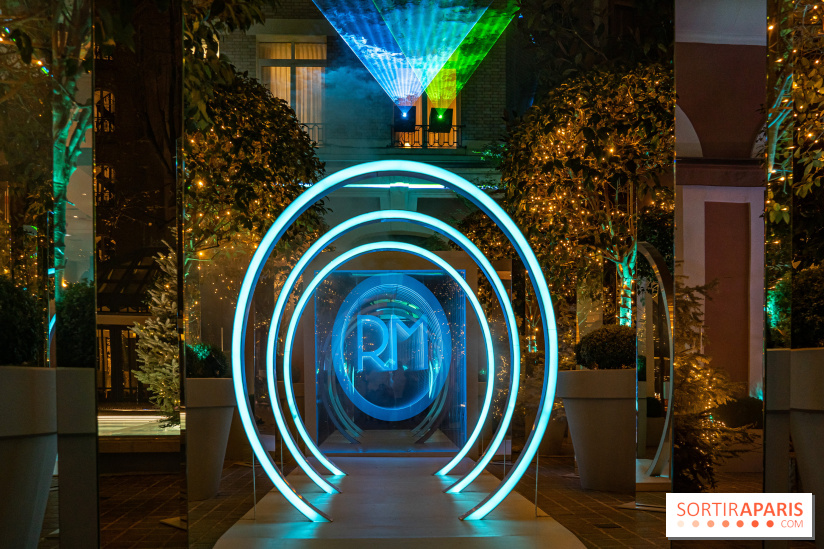 15 amazing Christmas photo spots in Paris 2022 to enjoy the magical illuminations - Royal Monceau