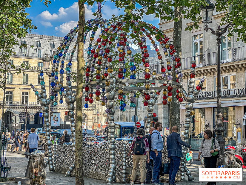 Métro Palais Royal - Musée du Louvre - Kiosque des Noctambules - Jean-Michel Othoniel
