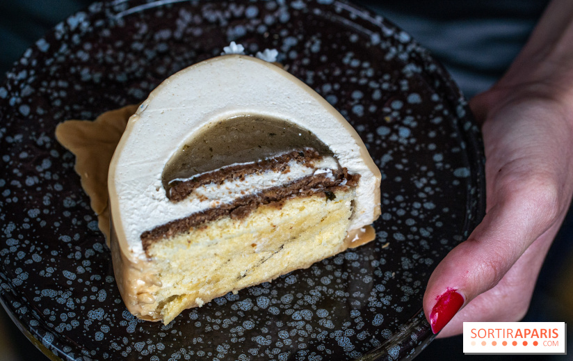 Bûche de Noël "Slalom" par Merouan Bounekraf en Livraison Nationale