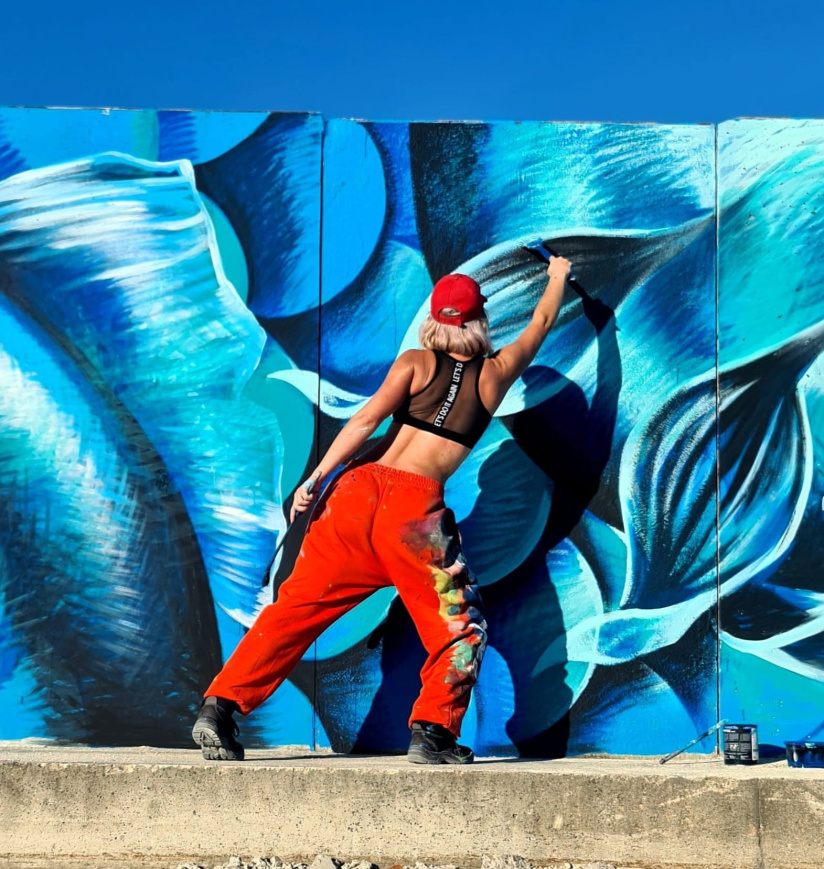 Jam d'art urbain : 15 artistes du collectif Les Bombasphères investissent les murs du Spot 13