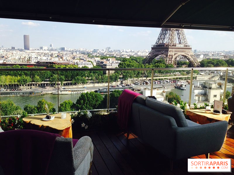 Le Shangri-La Rooftop Lounge