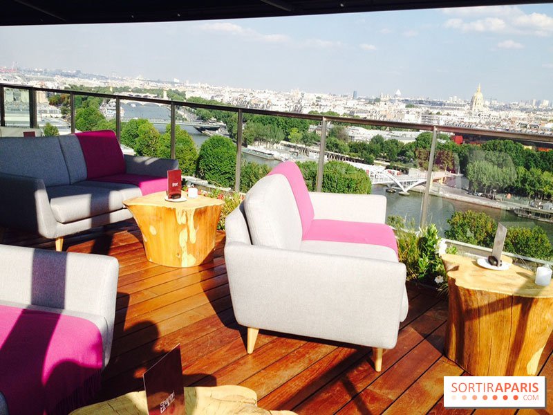 Le Shangri-La Rooftop Lounge
