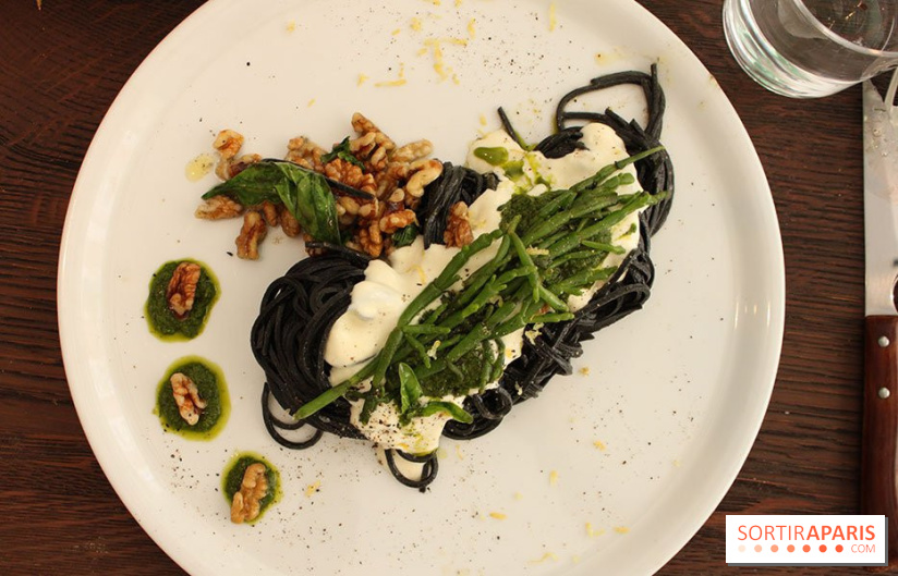 Cicciolina, l'Italie à Paris