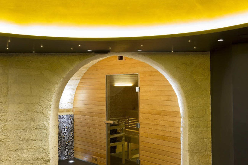 Formule petit déjeuner + sauna à l'Hôtel Bourgogne & Montana