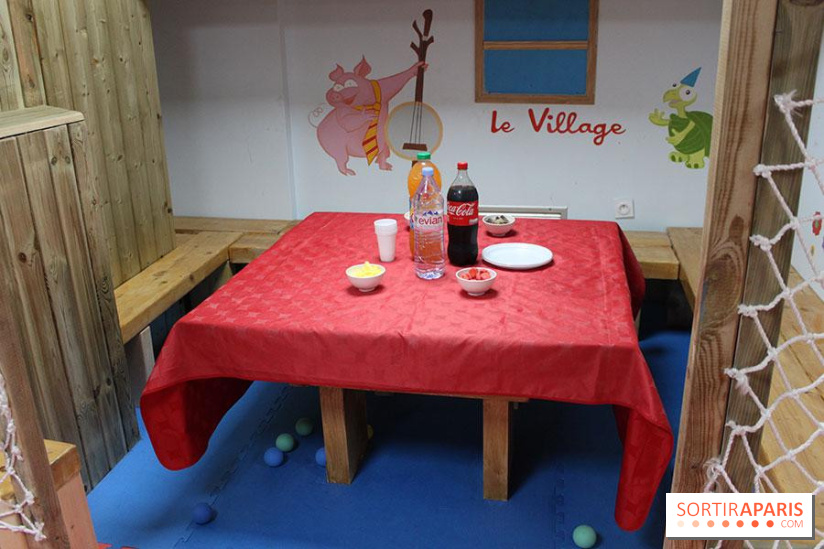 Chez Hé, le restaurant chinois - aire de jeux