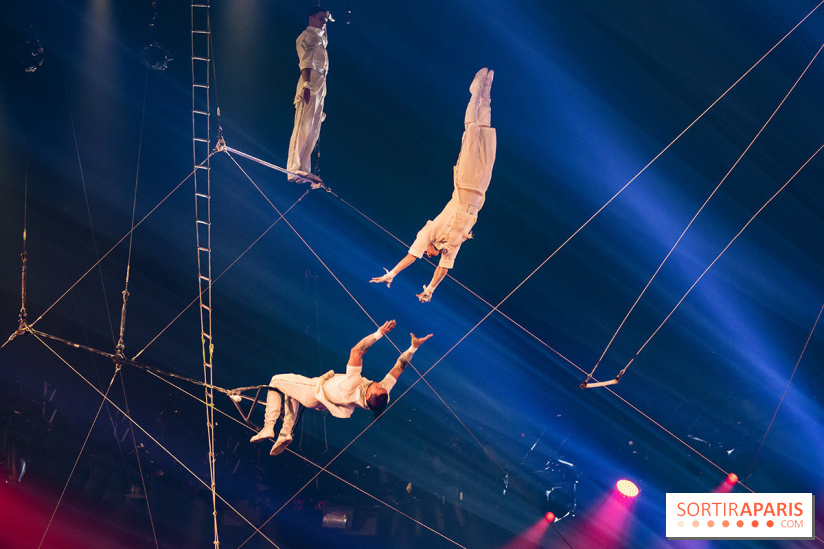 Le Festival du Cirque de Demain 2016, Heroes - Trapèze Volant