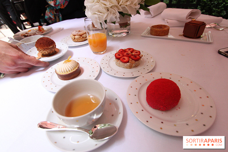 Les nouvelles pâtisseries du Plaza Athénée