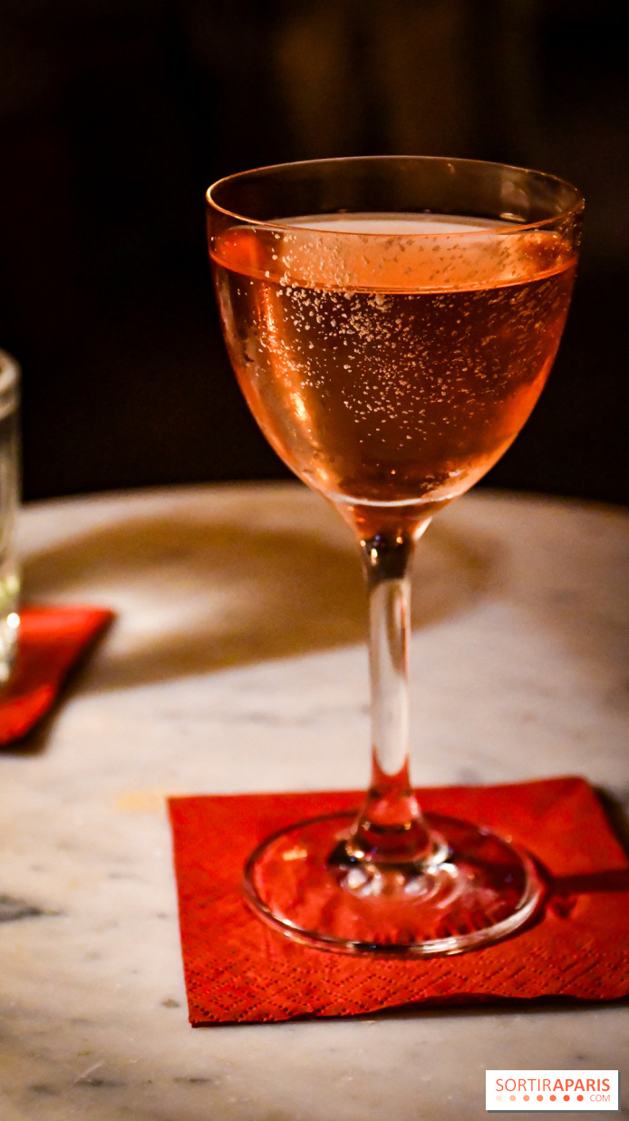 Prescription Cocktail Club : des créations pointues dans bar mystique et théâtral à Paris