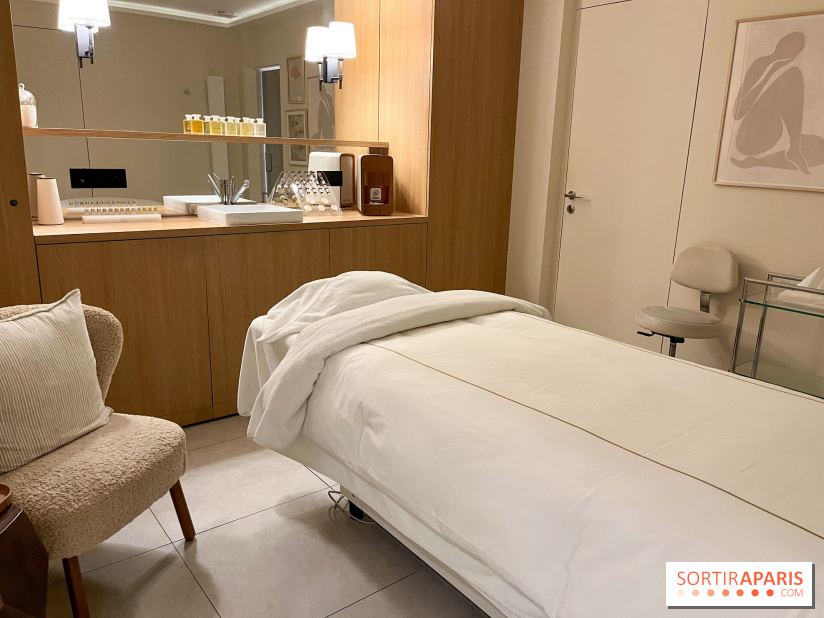 Au Black Door Spa Paris, un rituel soin visage avec accès piscine & un produit sur-mesure à la clé