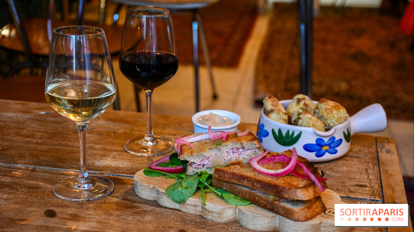 Mamine Batignolles : un resto à tapas façon cuisine de mamie au décor adorablement kitsch à Paris