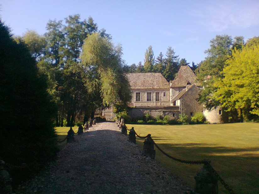 Ce château médiéval privé de région parisienne s'est transformé au fil des siècles et il se visite !