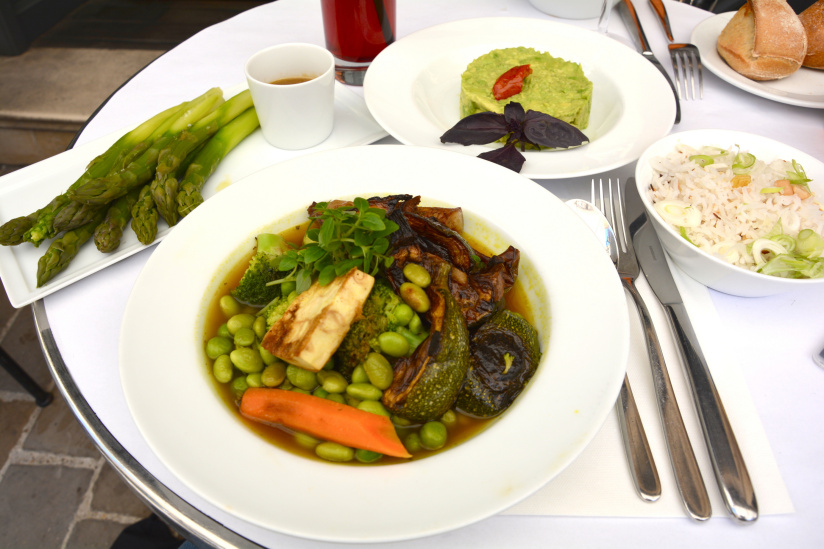 Le Village Costes vous accueille sur sa terrasse