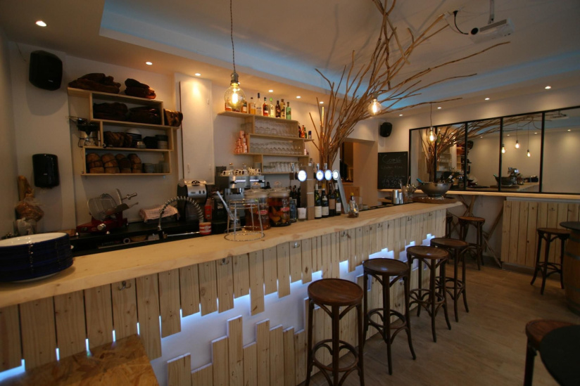 Le Coqui, la bonne adresse pour un apéro fruits de mer avec un excellent rapport qualité-prix