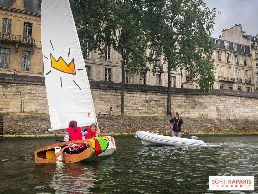 Free kayaking and canoeing on the Seine opposite Île SaintLouis at the