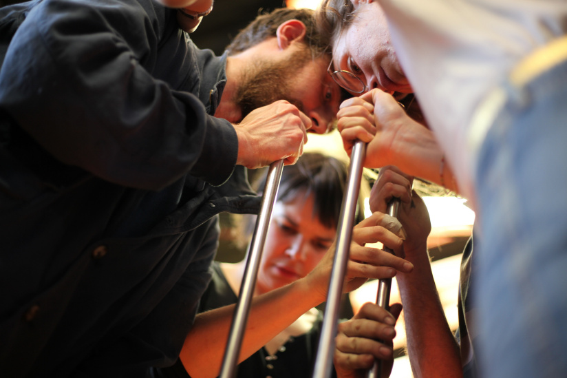 Vivez la création artistique en direct avec l'expo Devenir au Collège des Bernardins