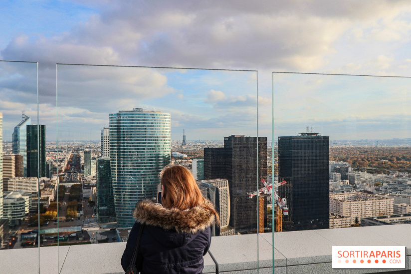 Réouverture du toit de la Grande Arche de La Défense