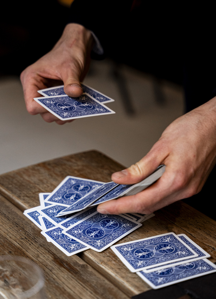 Restaurant magique à Paris : Factorielle 52, le bar-spectacle du 13e arrondissement