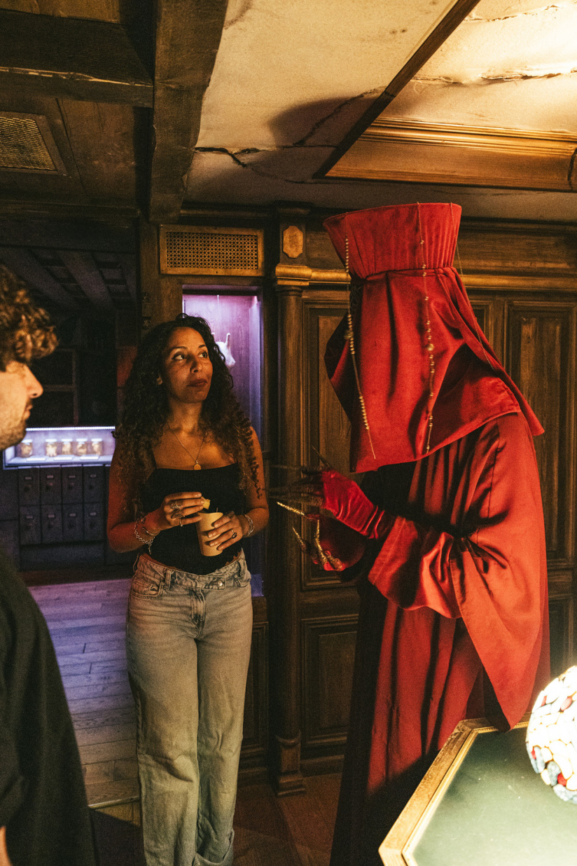HERMÈS – Qui a tué le livreur ? : l’expérience immersive d’enquête théâtrale chez Deep Inside - notre avis