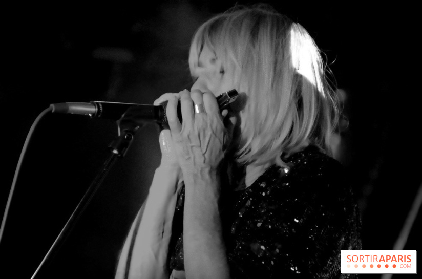 Kim Gordon en concert à Salò