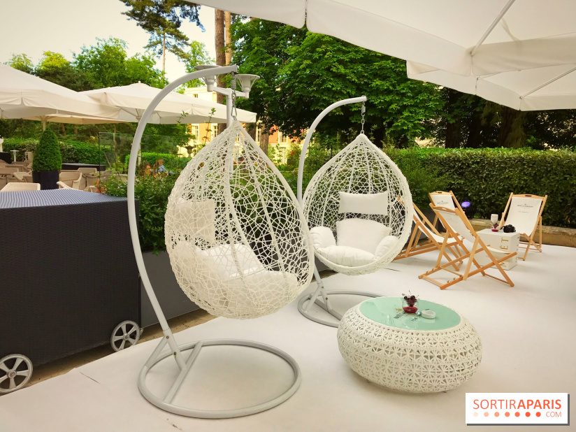 La terrasse du Trianon Palace by Moët