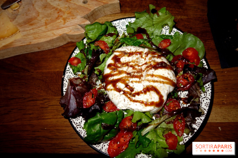L’Antre Potes : Bar à vins naturels et tapas du terroir à Paris