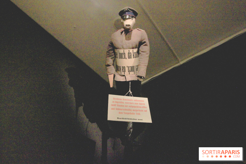 Exposition DADA au Musée de l'Orangerie - Archange prussien, Isabel Kork et Michael Sellmann d'après Rudolf Schlichter et John Heartfield (1920), 1988