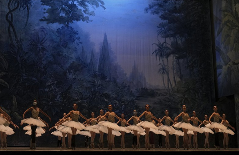 L'Opéra de Paris présente son premier grand ballet en concert en live streaming
