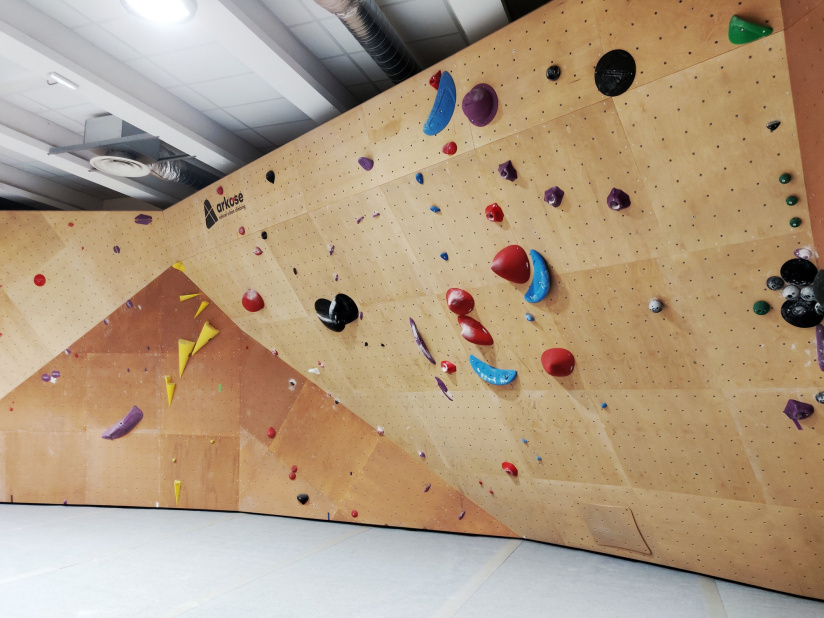 Arkose Didot, la nouvelle salle d'escalade du 14e, lieu de vie éco-responsable 