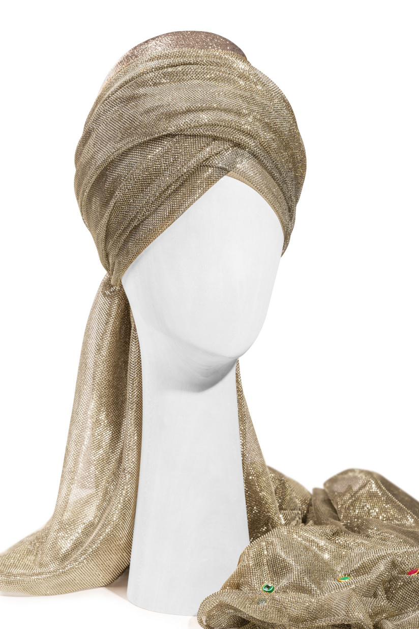 La créatrice Donia Allegue crée une pièce unique pour le Hilton Paris Opera