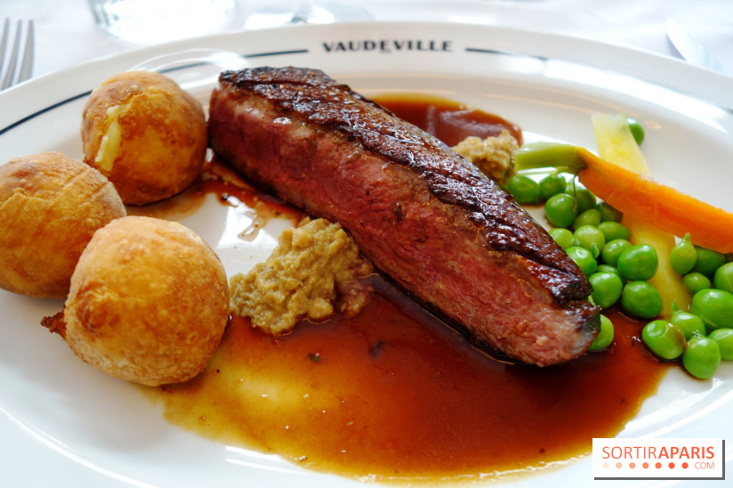 Le Vaudeville à Paris : cuisine traditionnelle et fruits de mer pour la brasserie centenaire