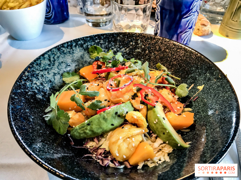 Le River Café, la péniche terrasse-restaurant se renouvelle