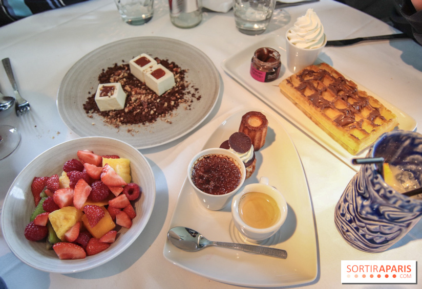 Le River Café, la péniche terrasse-restaurant se renouvelle