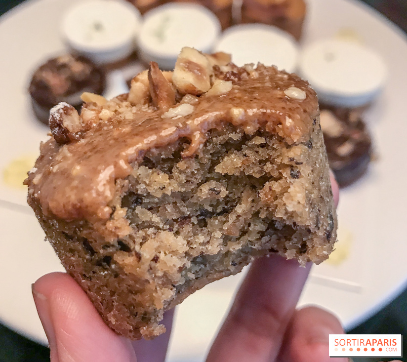 Tea-time Hotel Duo by Kevin Lacote