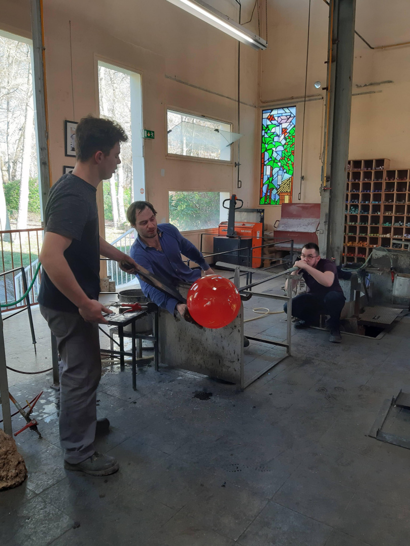 La Verrerie d'art de Soisy-sur-École (91) : admirez les souffleurs de verre à l'œuvre
