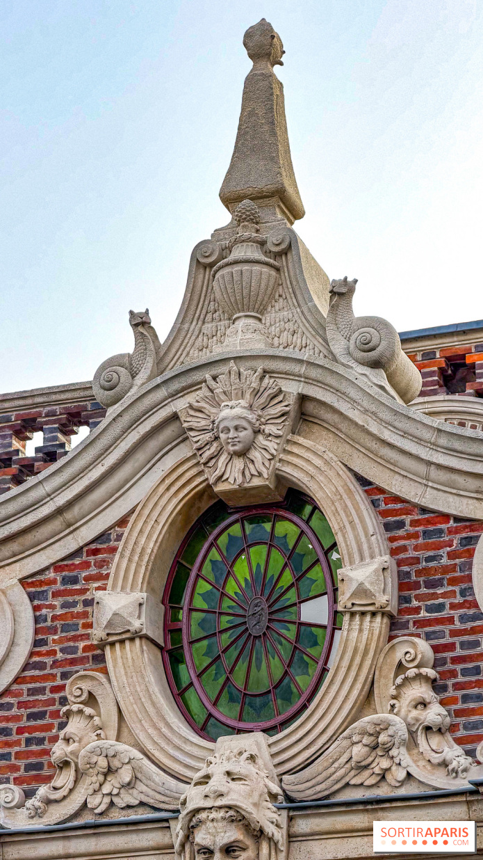 Le Portail aux escargots, le vestige étonnant de la demeure du fondateur de la haute couture